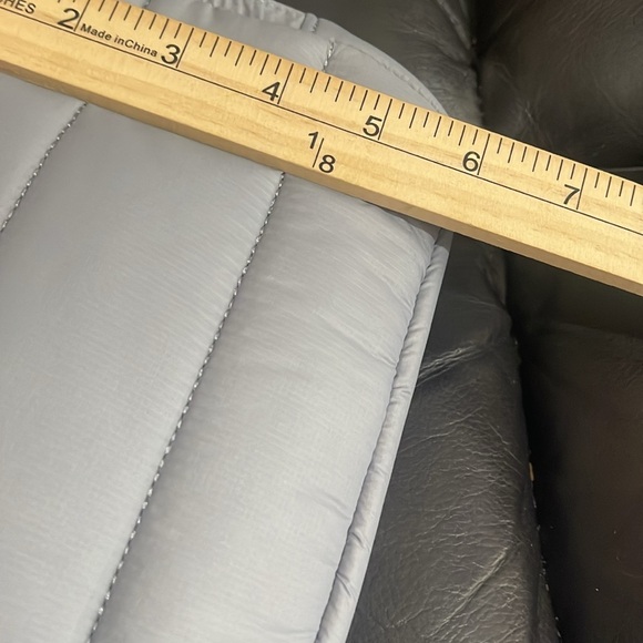 Lululemon Athletica Light Gray Pouch 9” X 6” large - Picture 9 of 12